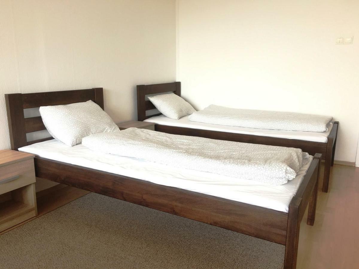 Szelestey Utcai Apartman Szombathely Bagian luar foto